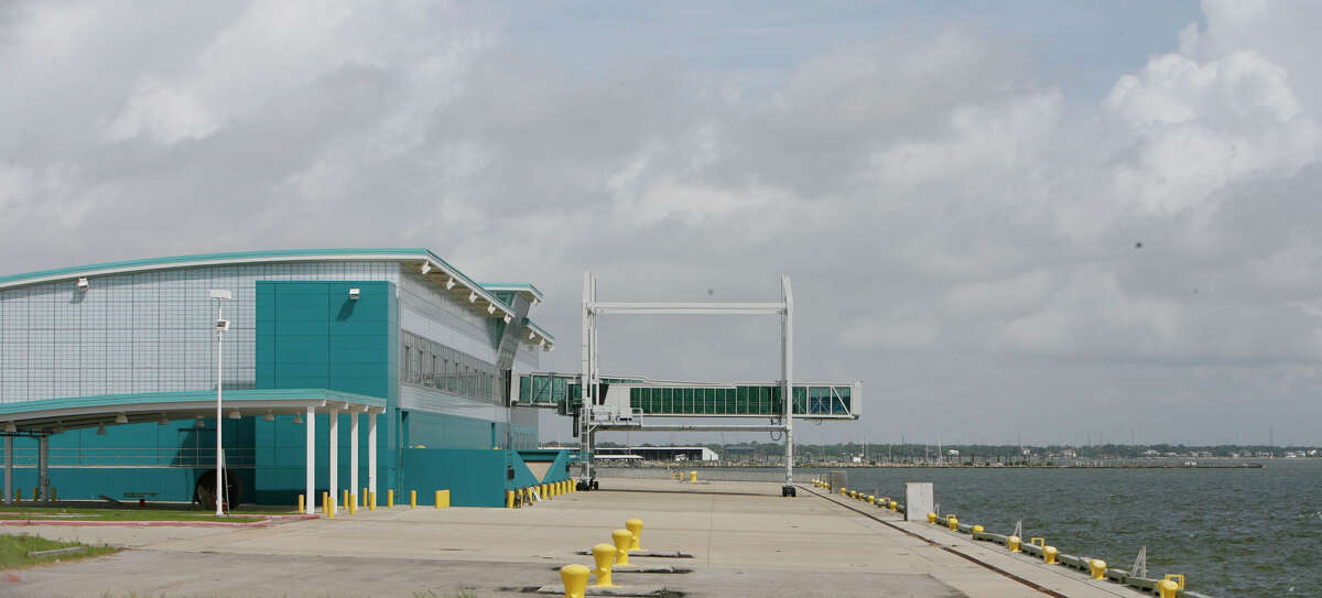 The Port of Houston Authority's Bayport Cruise Terminal still has no ships two years after being built as seen on Thursday, July 22, 2010, in Houston. ( Julio Cortez / Chronicle )