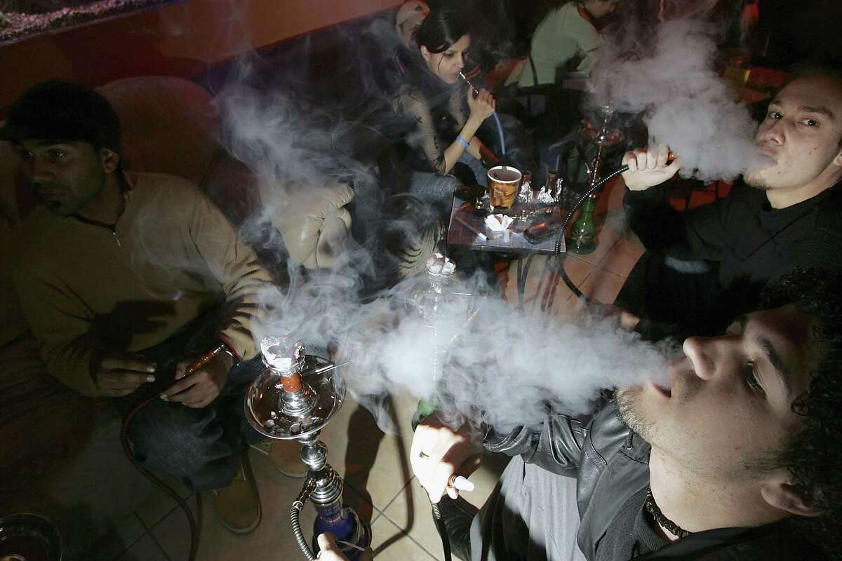 Дым в баре