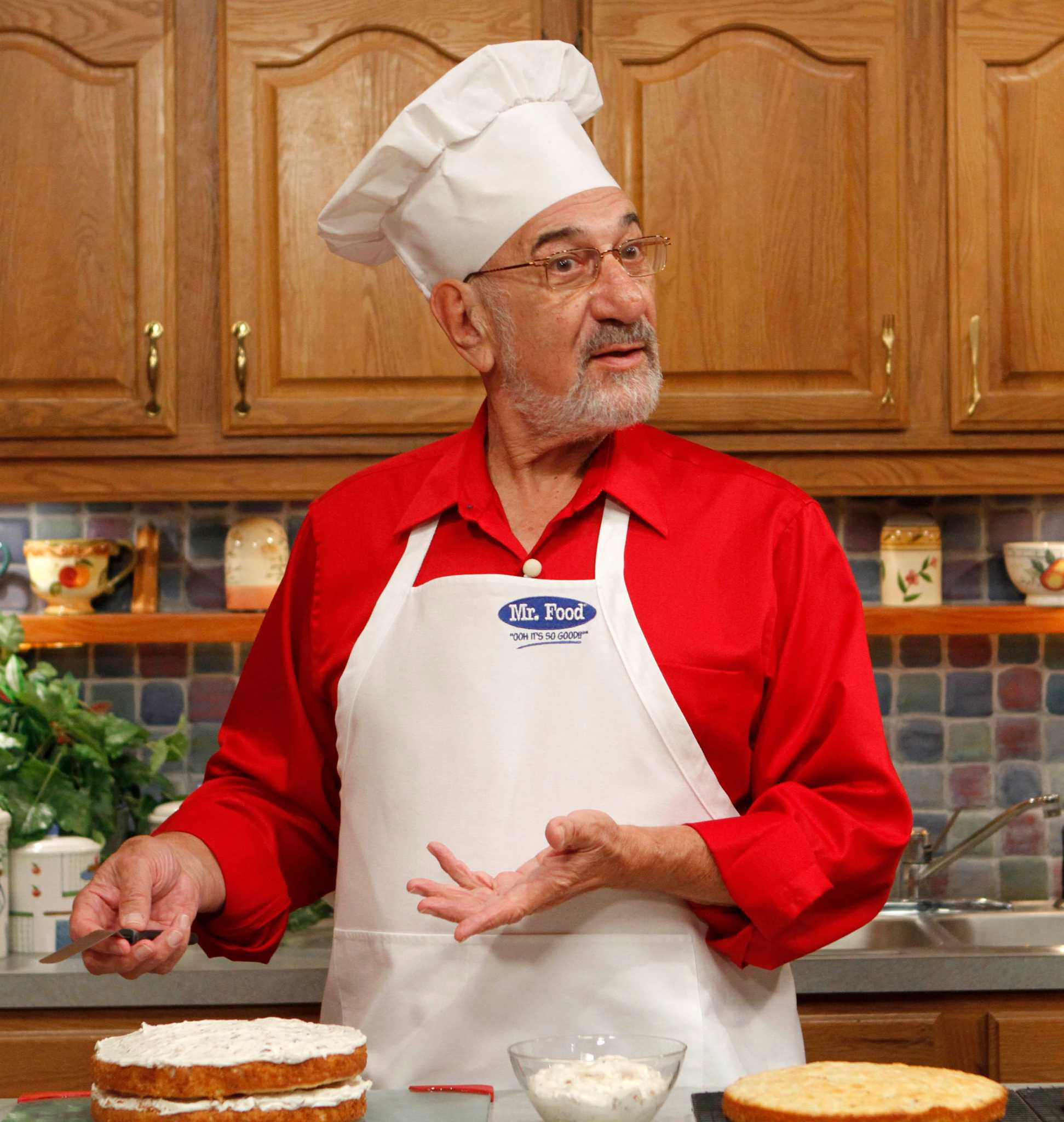 TV chef 'Mr. Food,' at 81