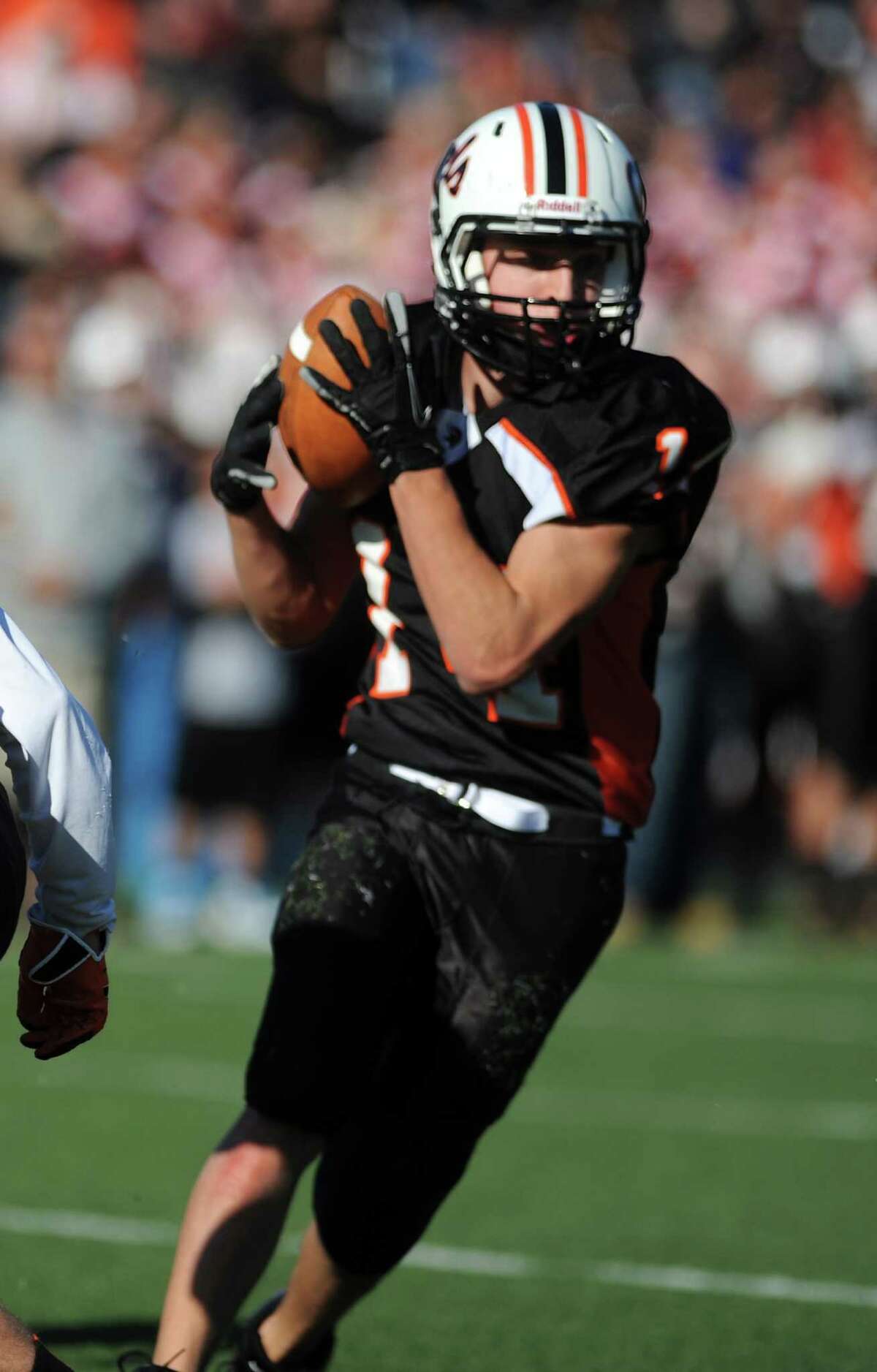 Piccirillo leads Shelton past Derby