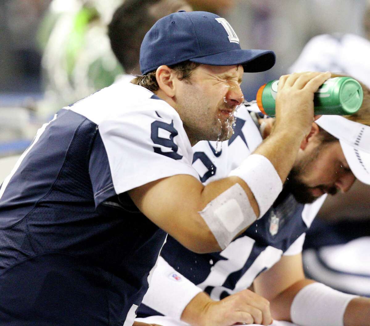 Redskins' RG3 feasts on Cowboys' defense