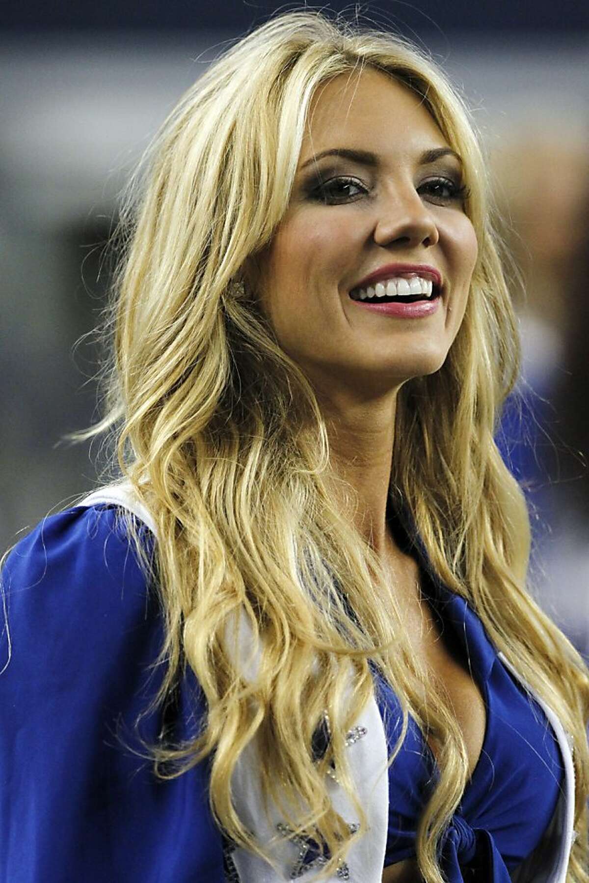 Ex Dallas Cowboys Cheerleader'S Jaw Dropping Birthday Photos - 35flwp5
