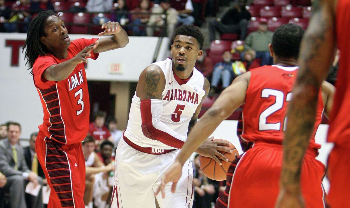 Lamar coach Pat Knight ejected in loss at Alabama