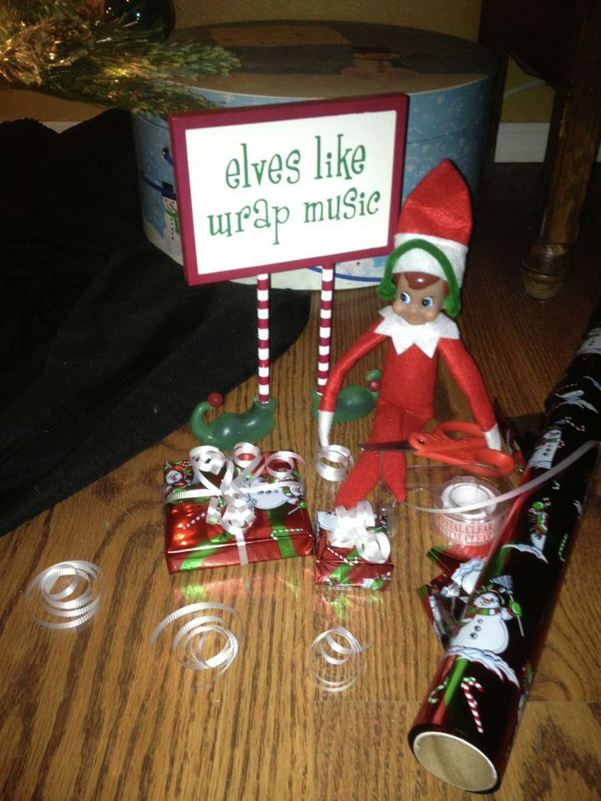 Funny, dirty 'Elf on the Shelf' memes take over the