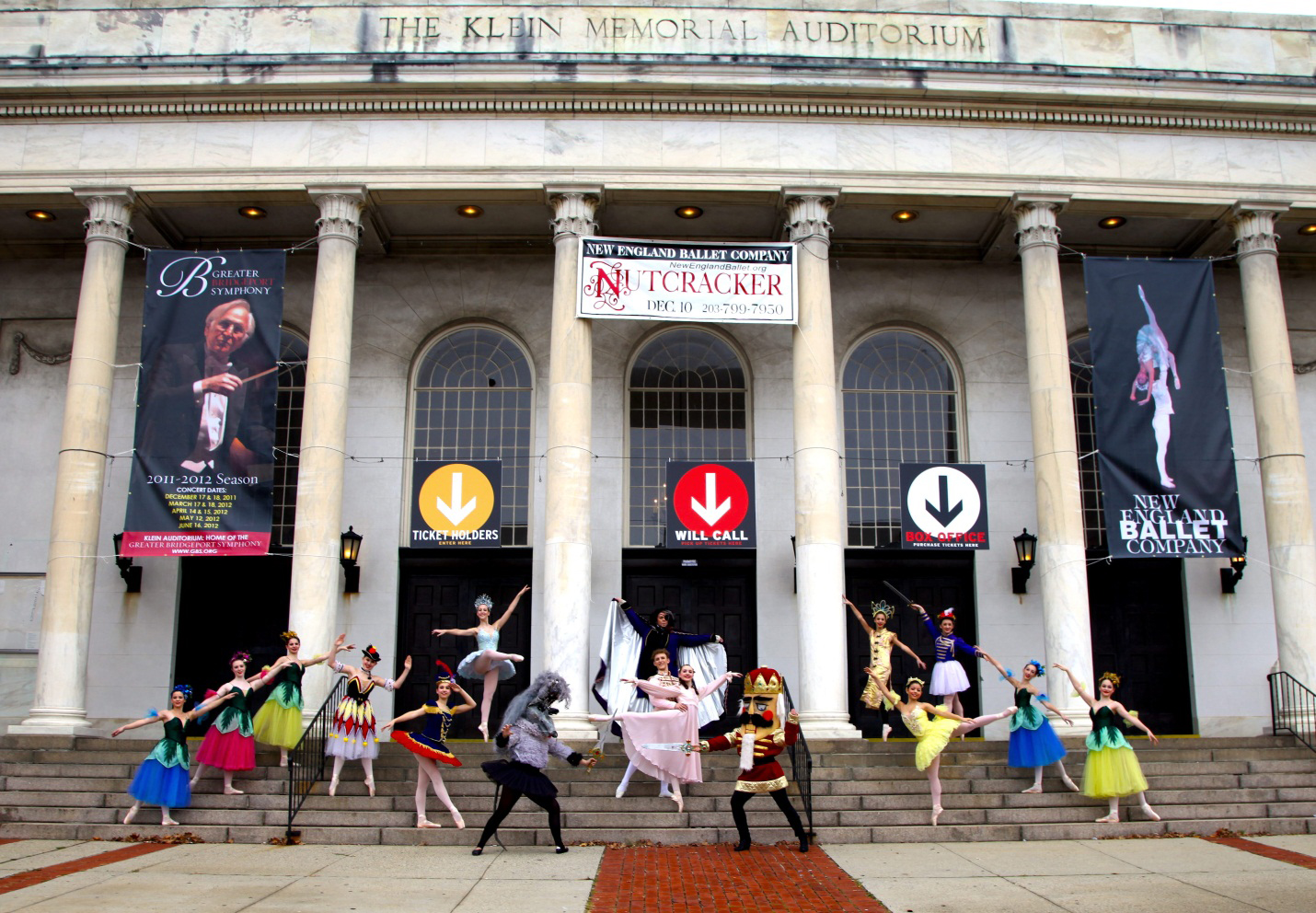Beloved ballet 'Nutcracker' returns to entertain region with full casts
