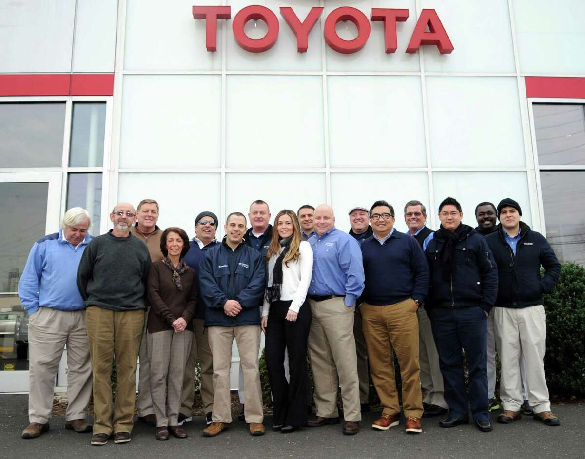 Stamford auto dealership employees split 1M Powerball prize