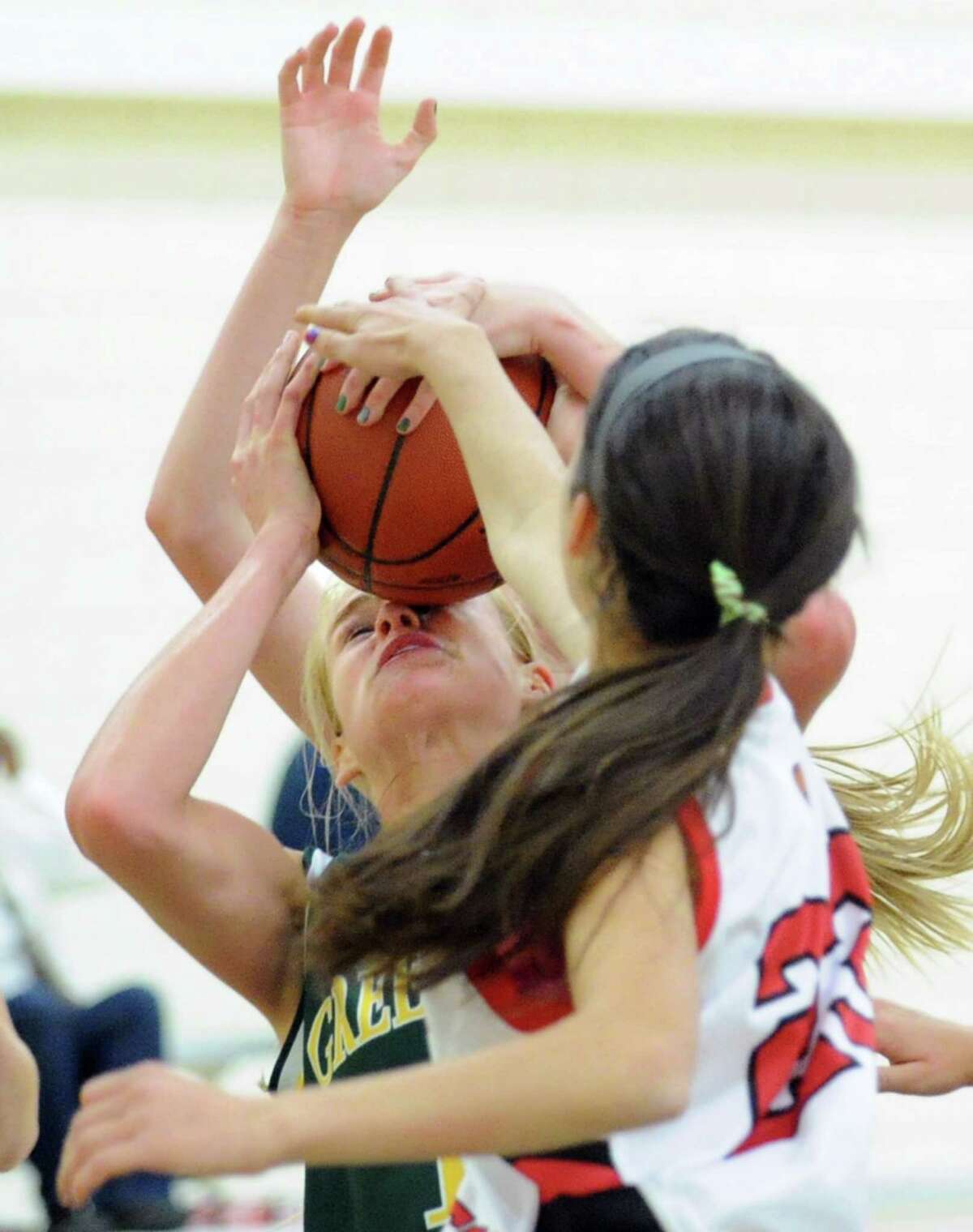 Greenwich Academy basketball falls in opener