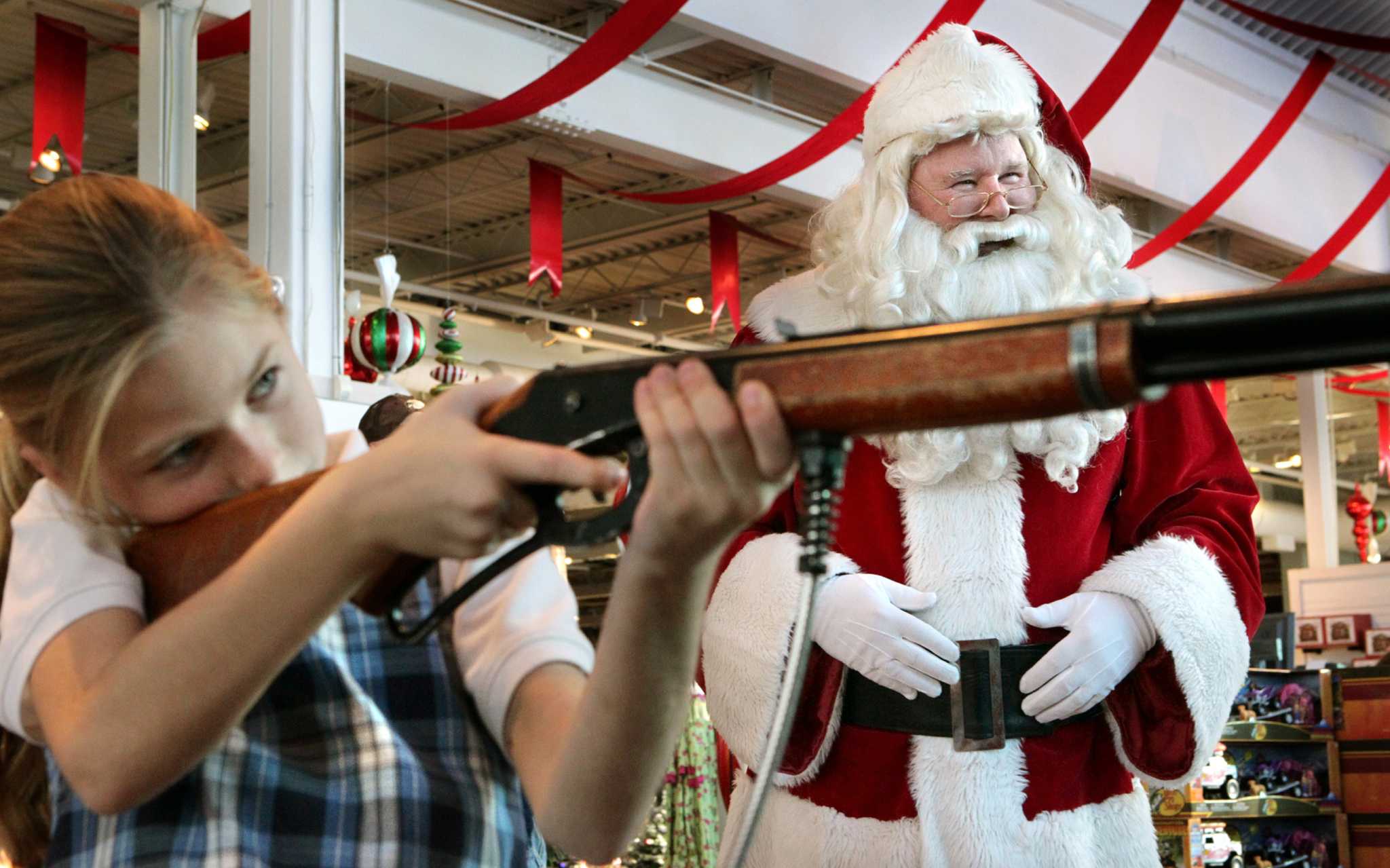 Guide to seeing Santa Claus in Houston 2019