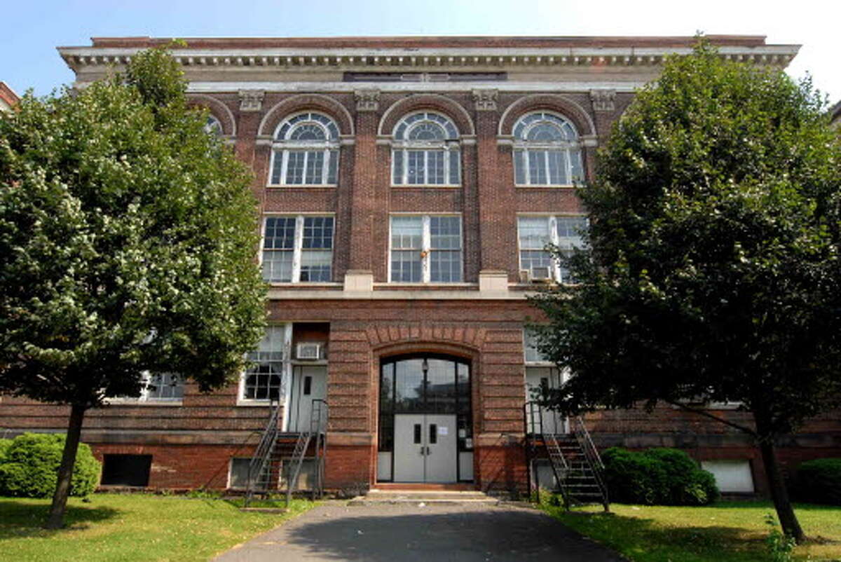 Follow Up A 1901 school apartments in 2012