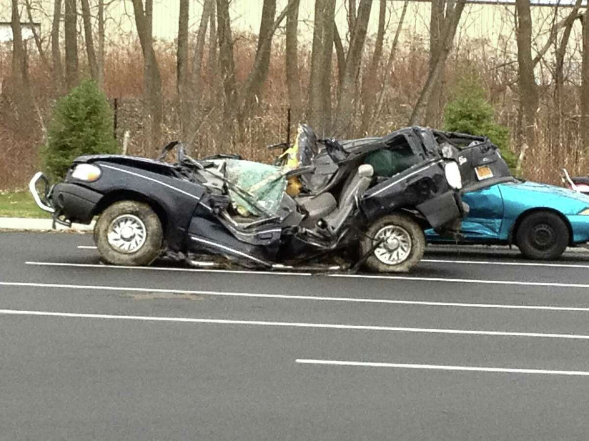 Police focus on 22-year-old driver in fatal crash that killed two Shen ...