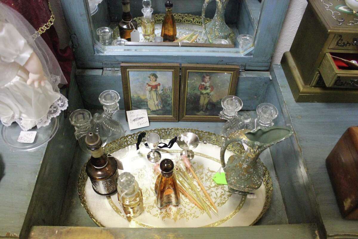 Seven Sisters resale shop opens in Port Neches