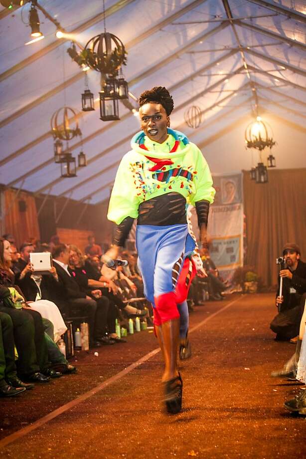 Sisters of Perpetual Indulgence host 'Project Nunway' SFGATE