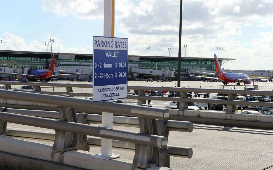 Hobby joins Bush in offering valet parking for fliers Houston Chronicle