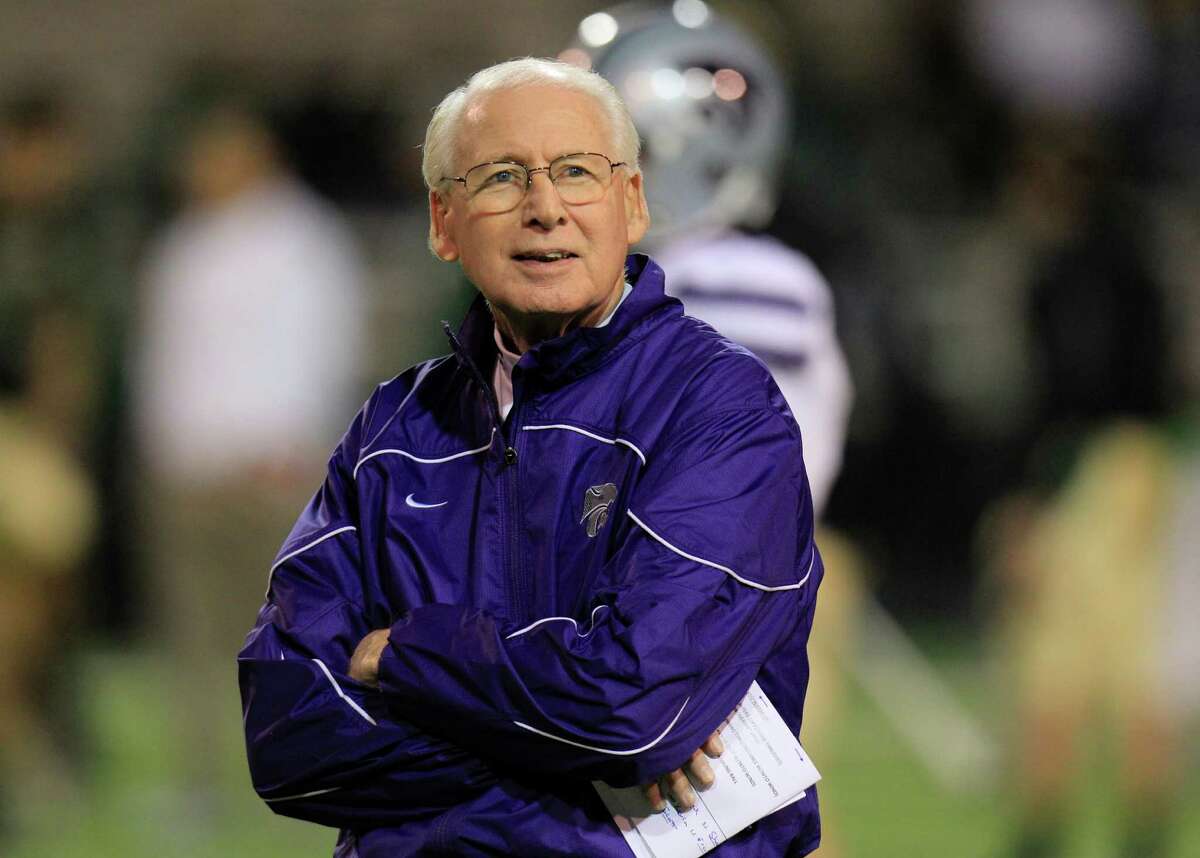 COACH OF THE YEAR Bill Snyder, Kansas State: Directed the Wildcats to a share of only their third conference championship since 1934. Despite being picked in the middle of the Big 12 before the season, Snyder led KSU to its first No. 1 position in the BCS in school history before a late-season loss to Baylor. The Wildcats led the nation in turnover margin, punt returns and kickoff returns and finished third in fewest penalties. Snyder is the Big 12’s only finalist for the Eddie Robinson Award given to the nation’s top coach.