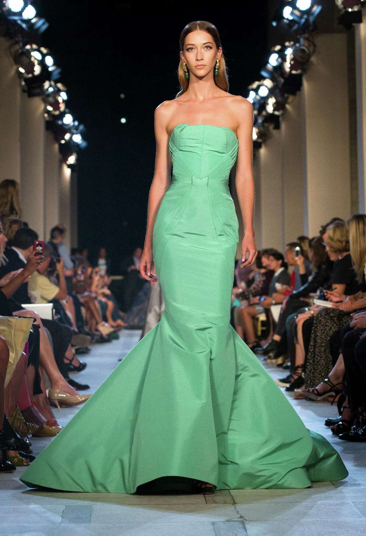 Emerald green selected Pantone's top color for 2013