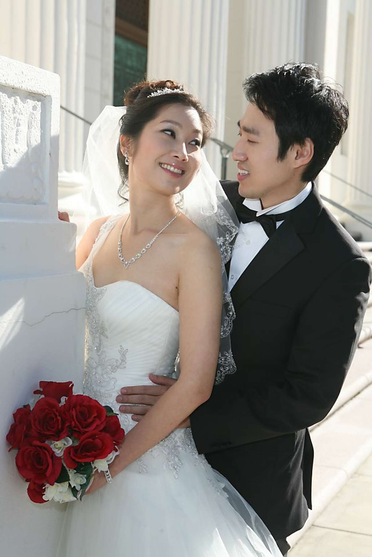Sarah Kim and her fiance is Joo-Hyung Yi from Santa Clara are getting married on 12-12-12 because her parents got married on 11-11 at 11:11 in 1976.
