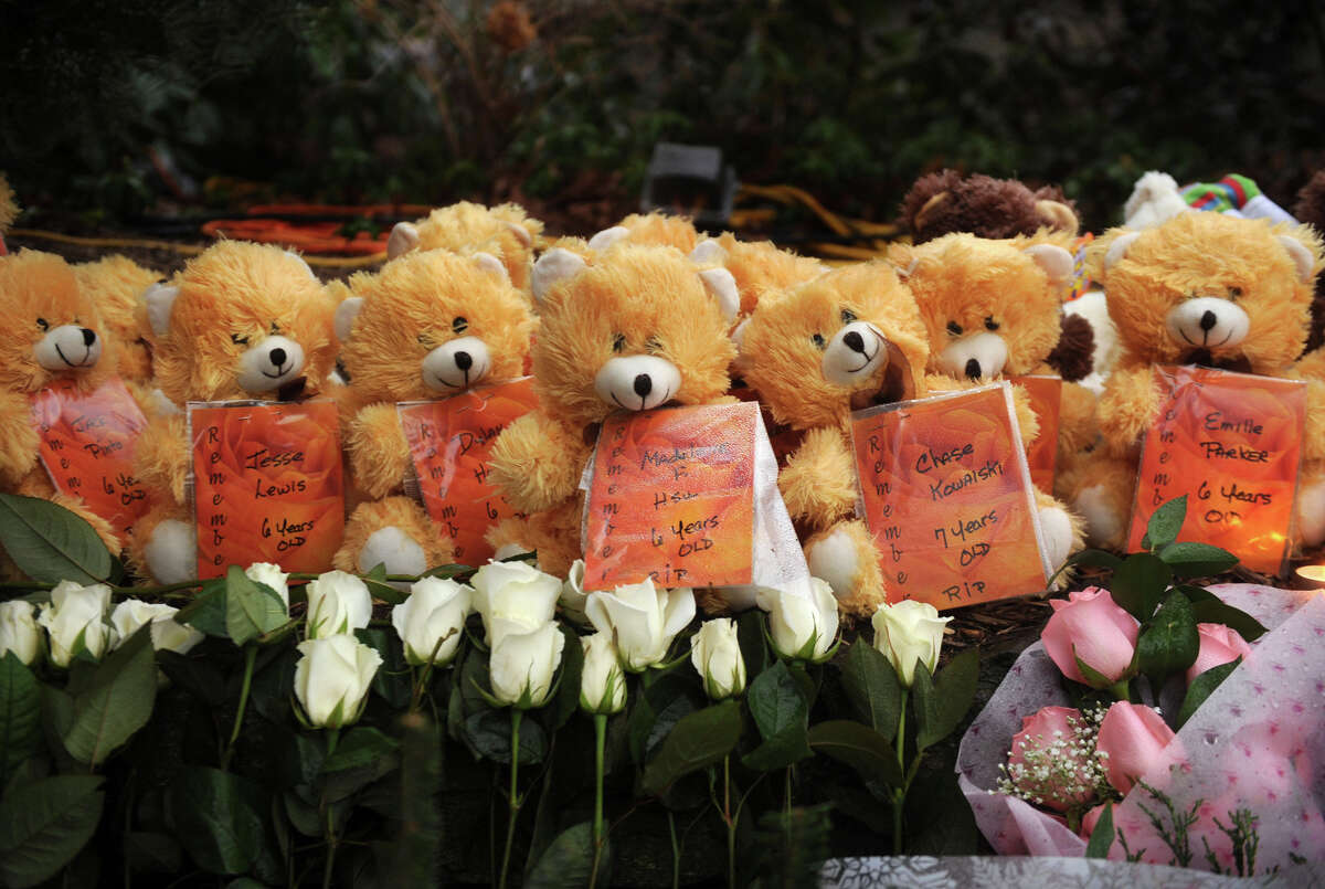 memorial bears with voice