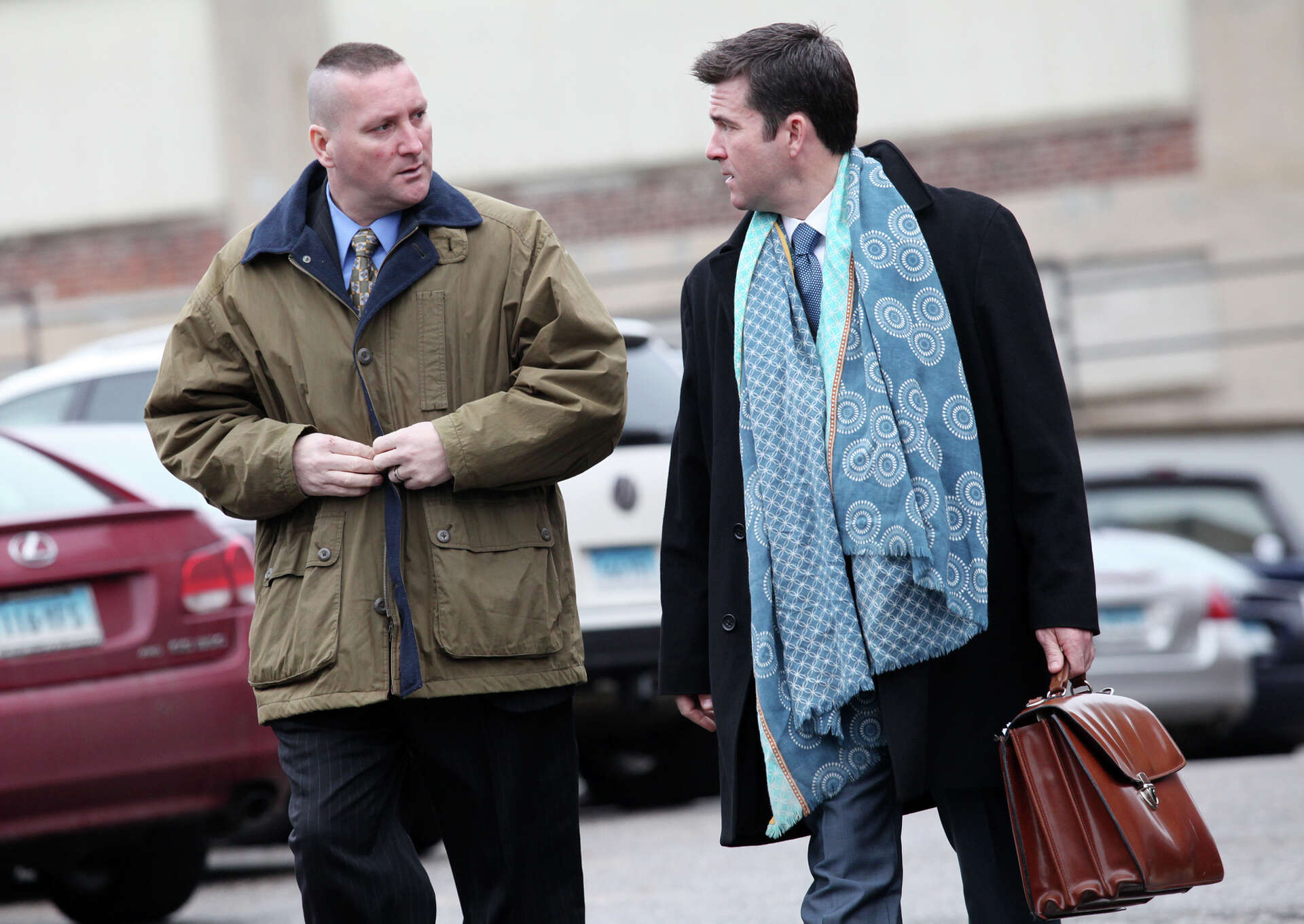 State trooper pleads not guilty to thefts