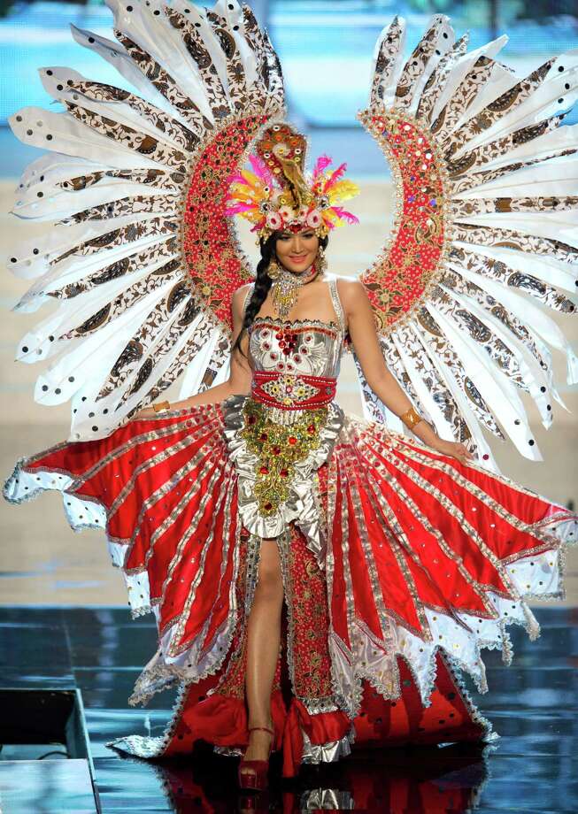 Miss Universe 2012 contestants in national costumes - seattlepi.com