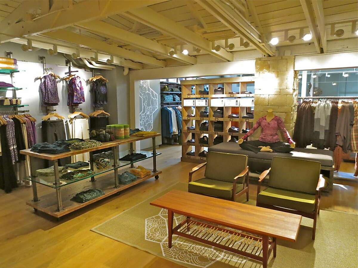 prAna opens shop on Fillmore Street