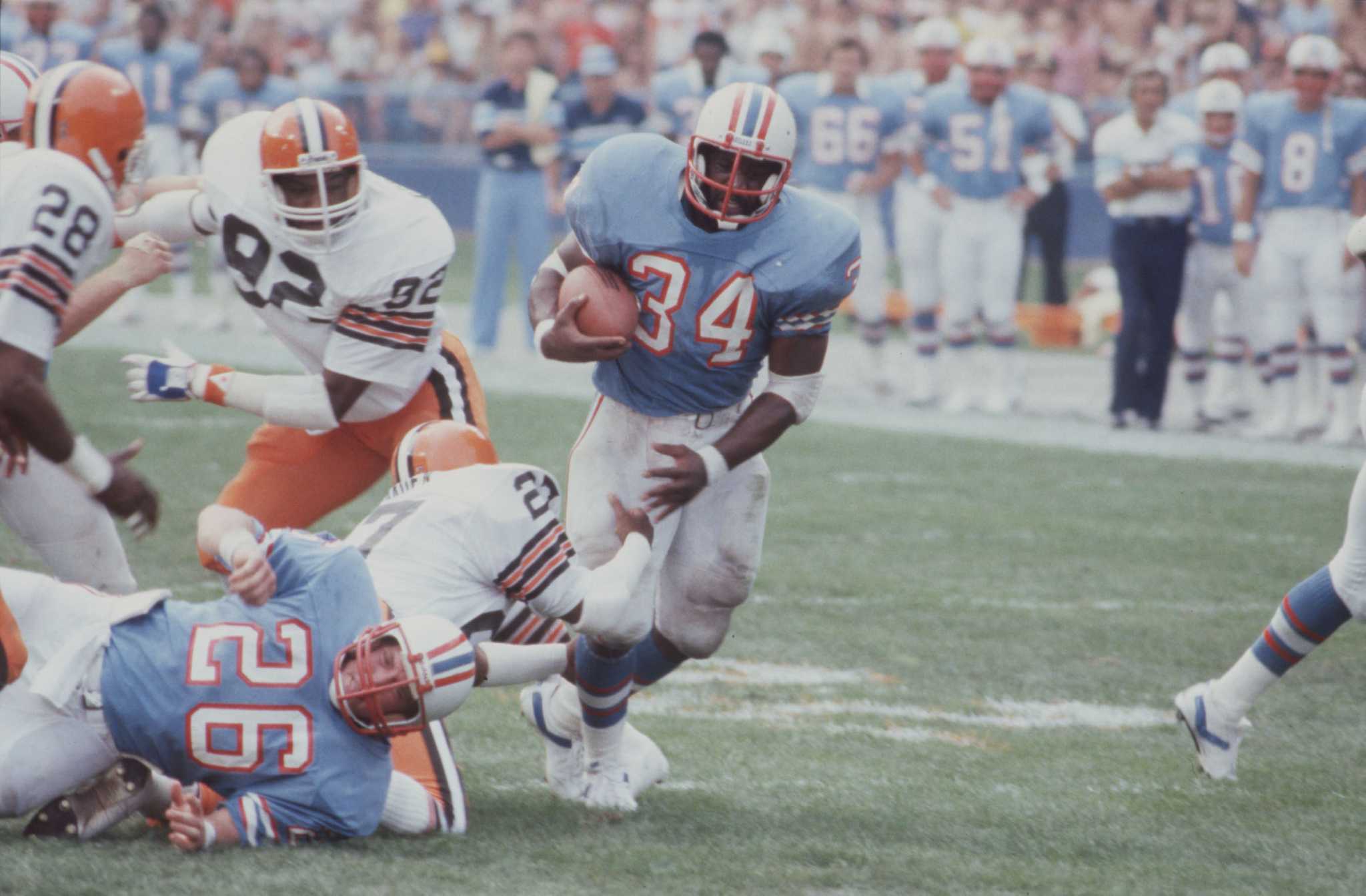 Houston Oilers - Earl Campbell runs over Rams (Original Commentary) 