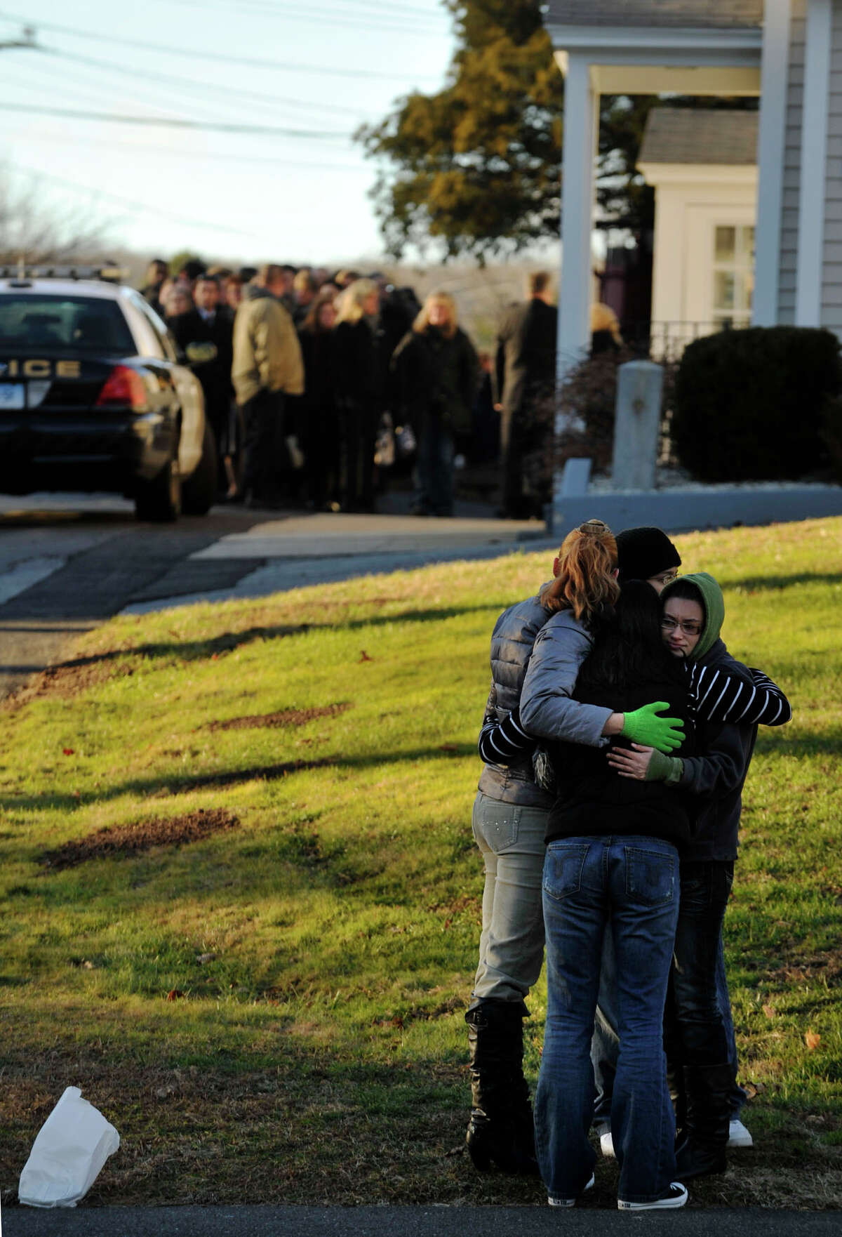 Sage honors Sandy Hook hero principal
