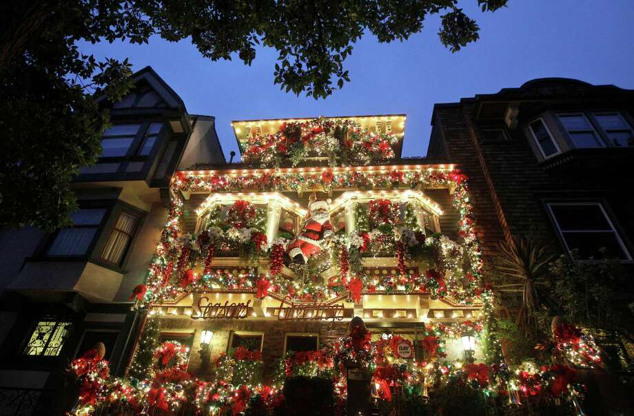 How to hang Christmas lights like a pro Houston Chronicle