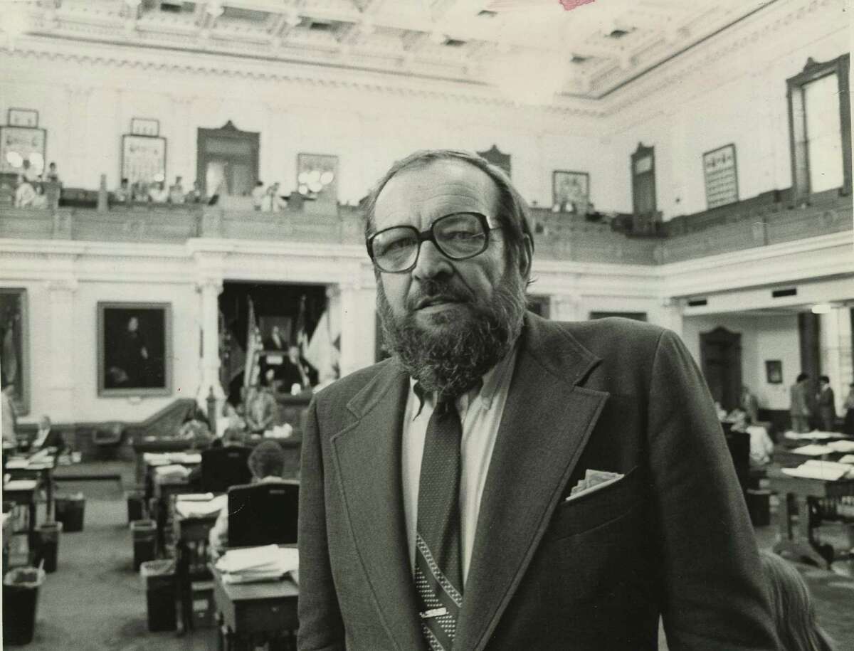 Journalist-author Larry L. King, shown at the Texas Capitol in 1981, lived in D.C.