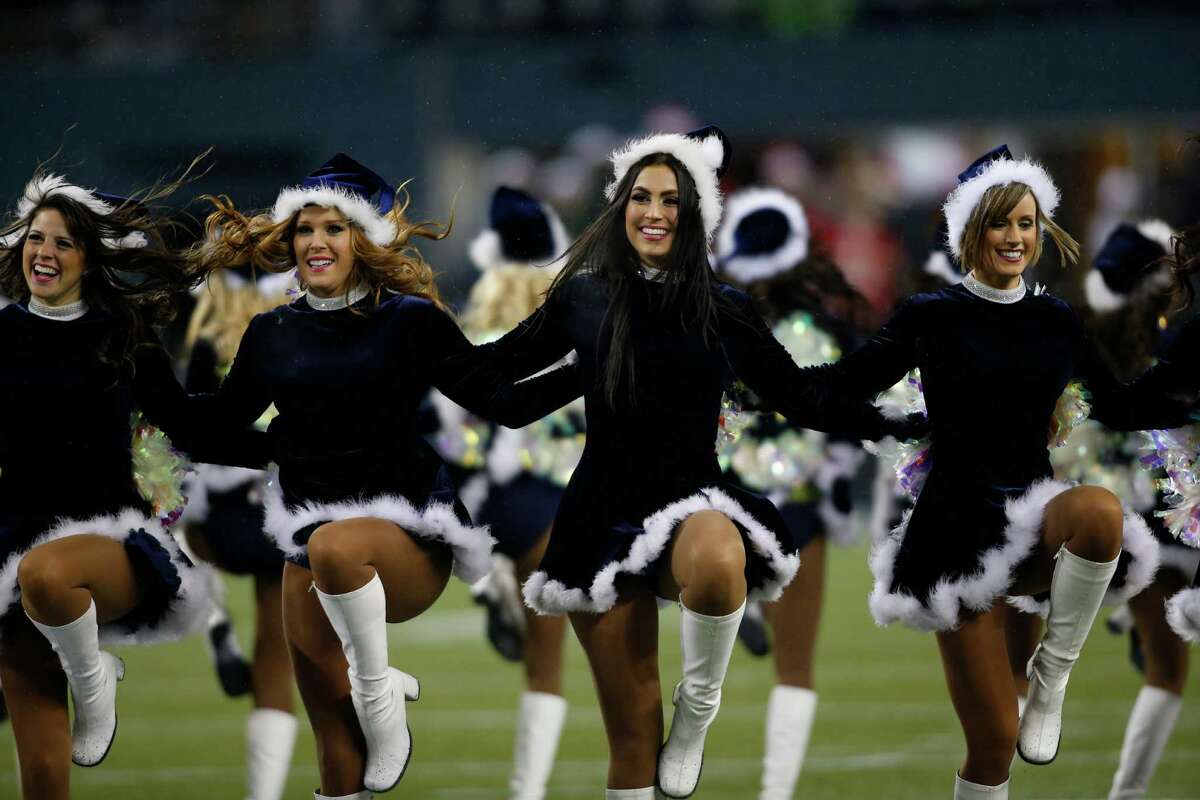 Santa's Cheerleaders, cheerleaders, christmas cheerleaders, santa