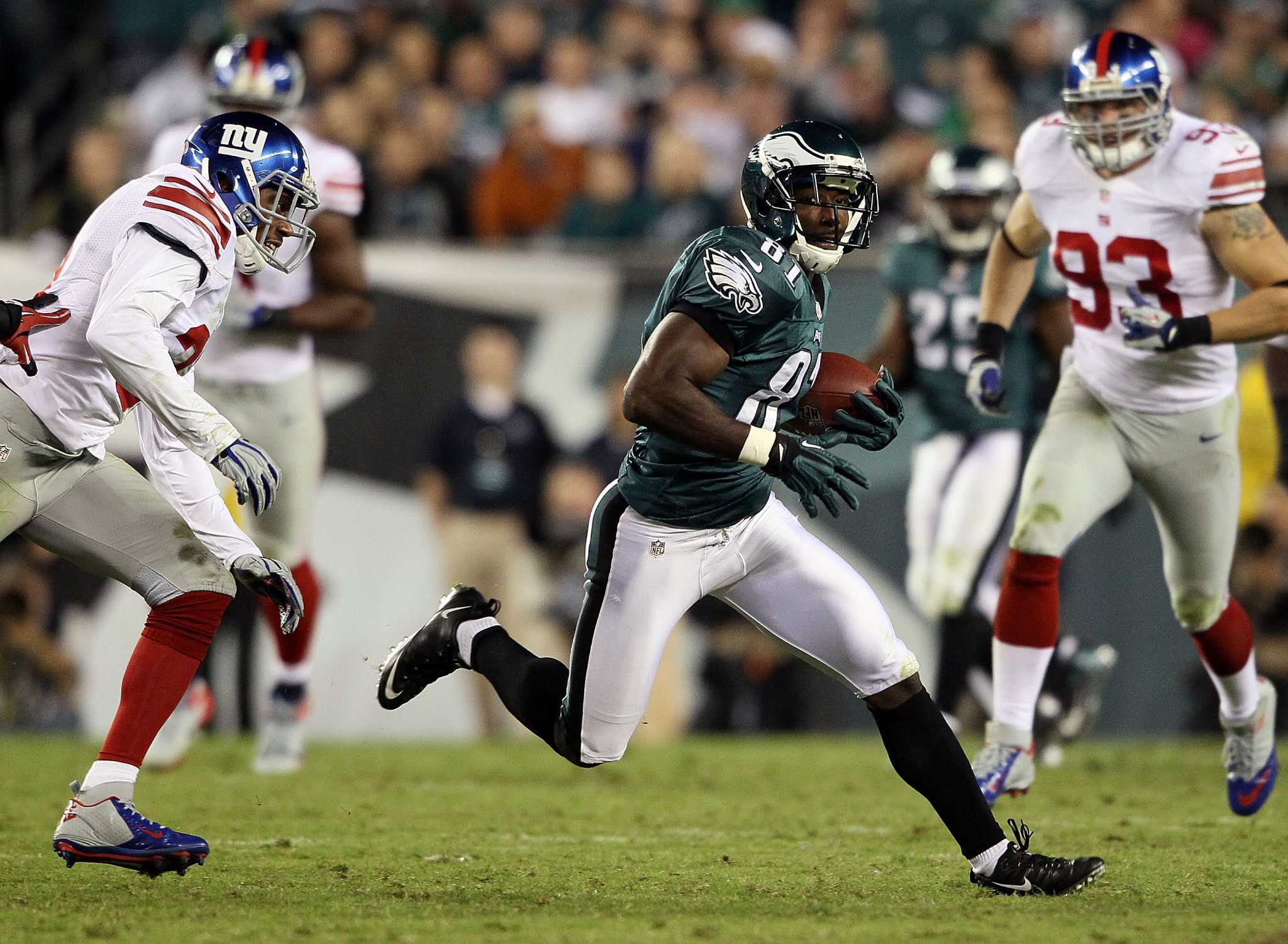 Eagles release wide receiver Jason Avant