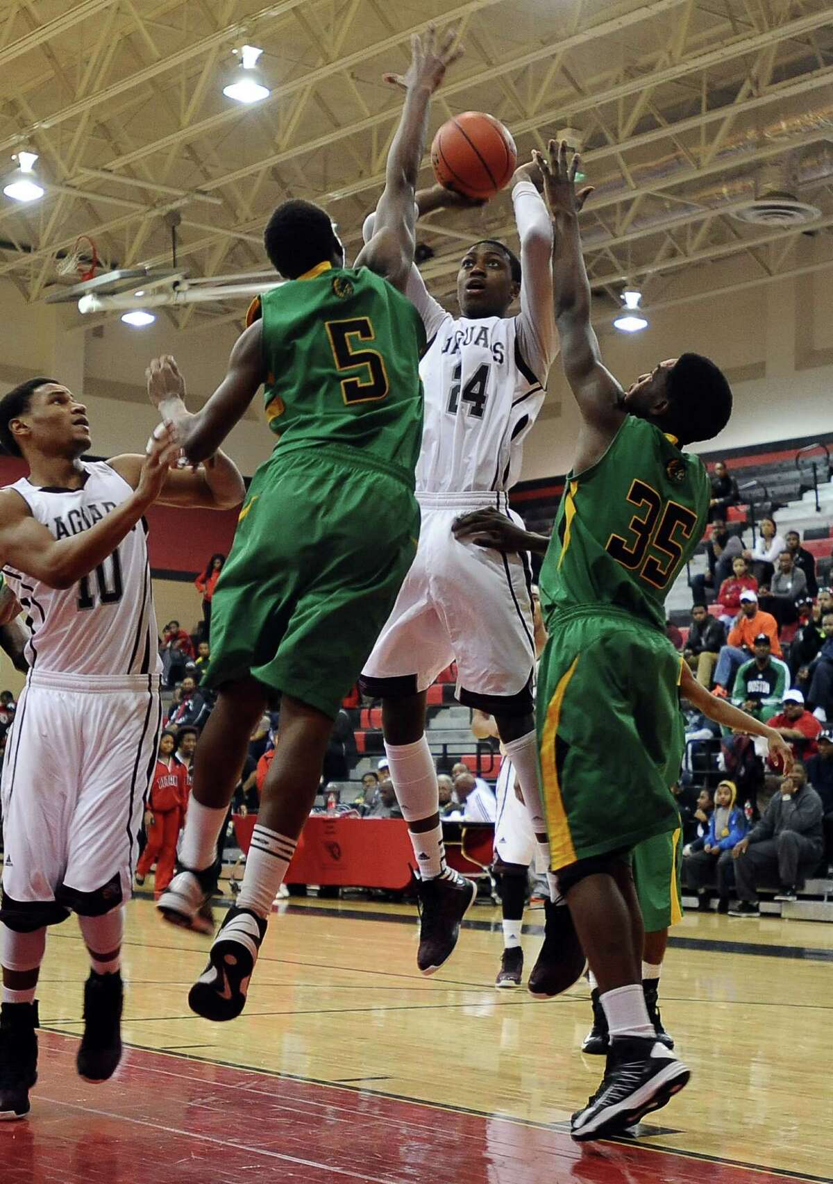 Central wins Gamble Classic semifinal