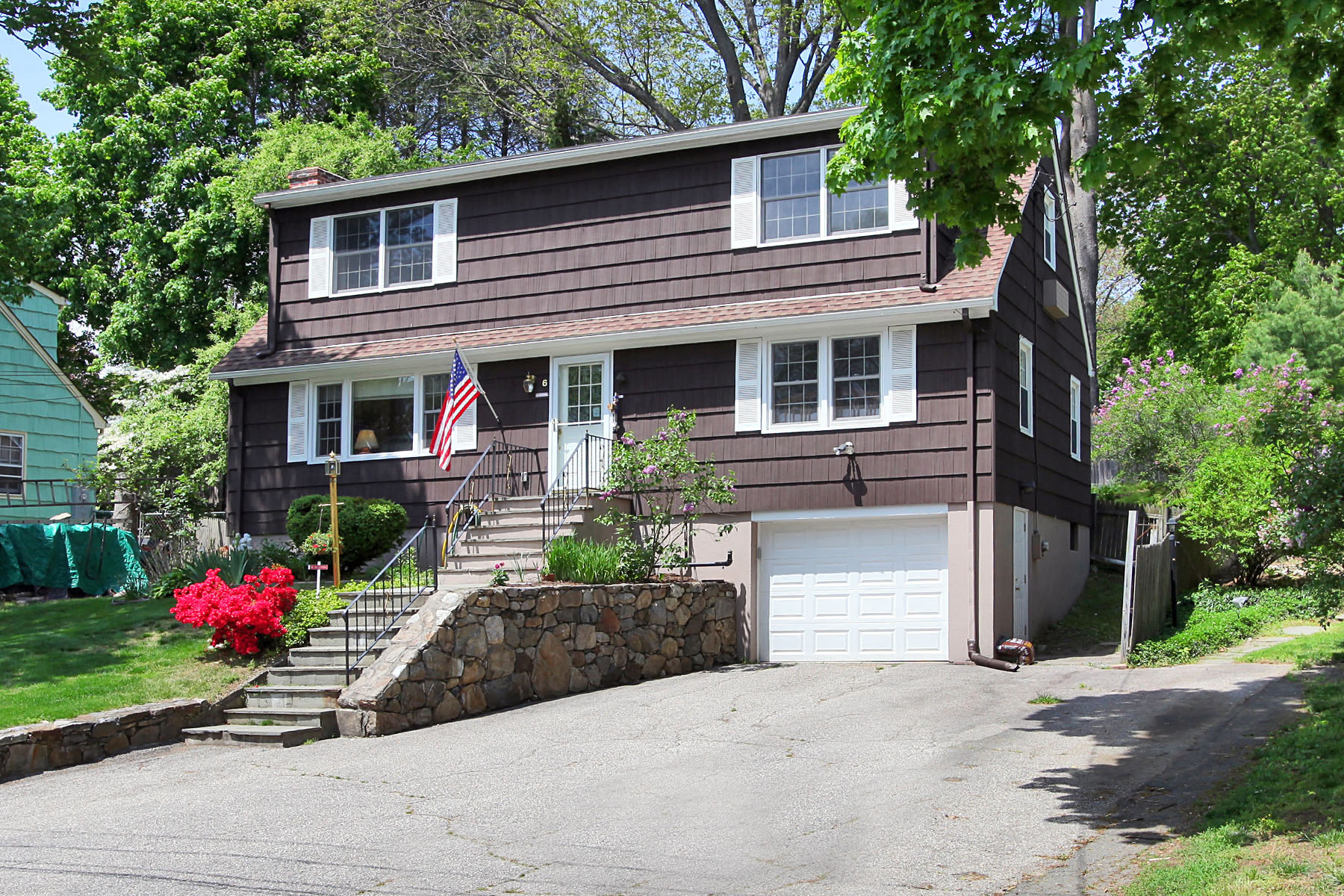 Capestyle house offers a lot for affordable price