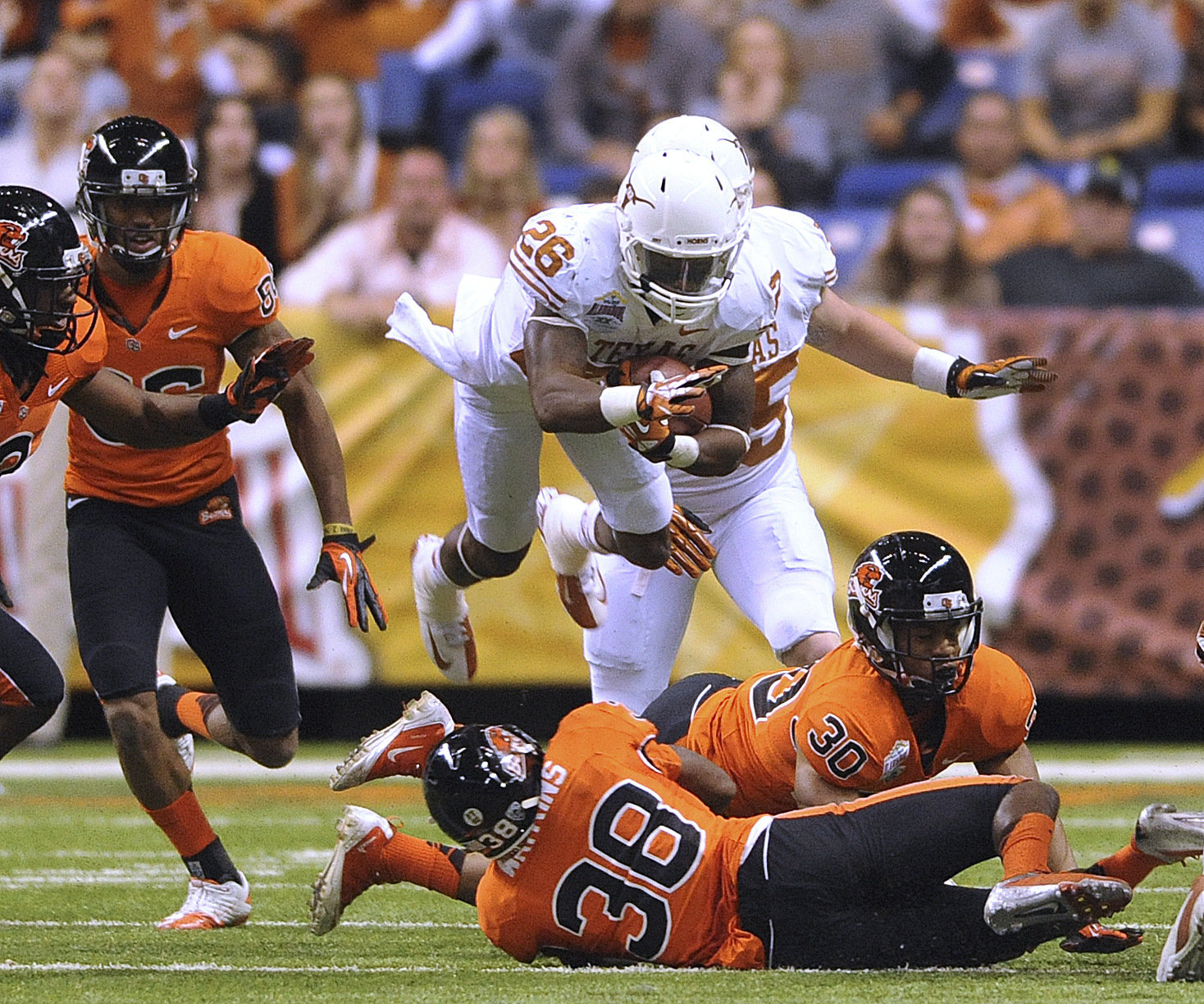 Football highlights: 2012 Valero Alamo Bowl [Dec. 29, 2012] 