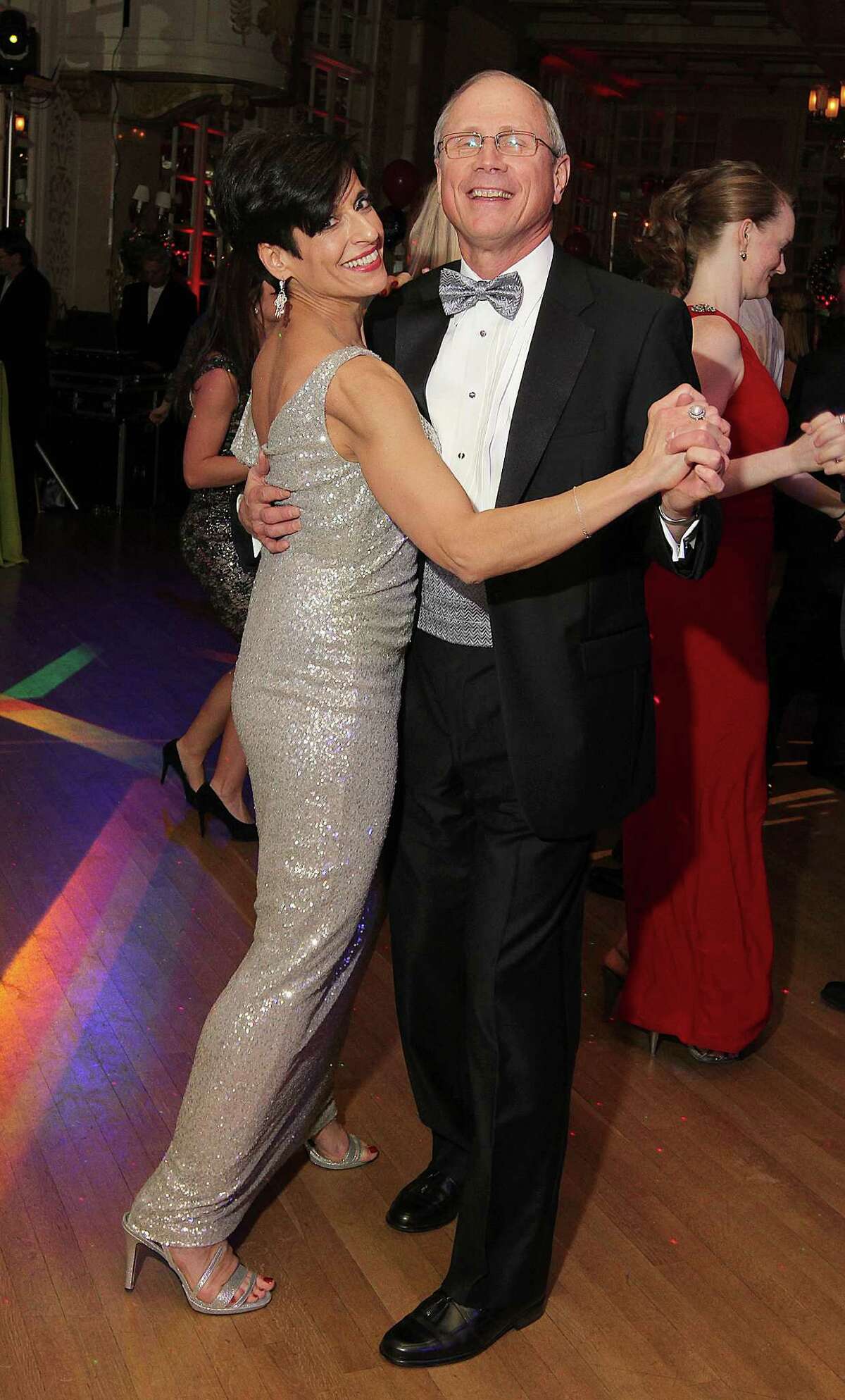 Gala lights up year's last night