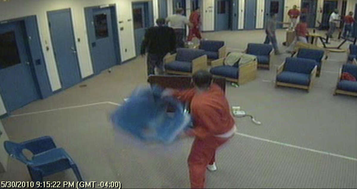 State's 'insecure' youth centers