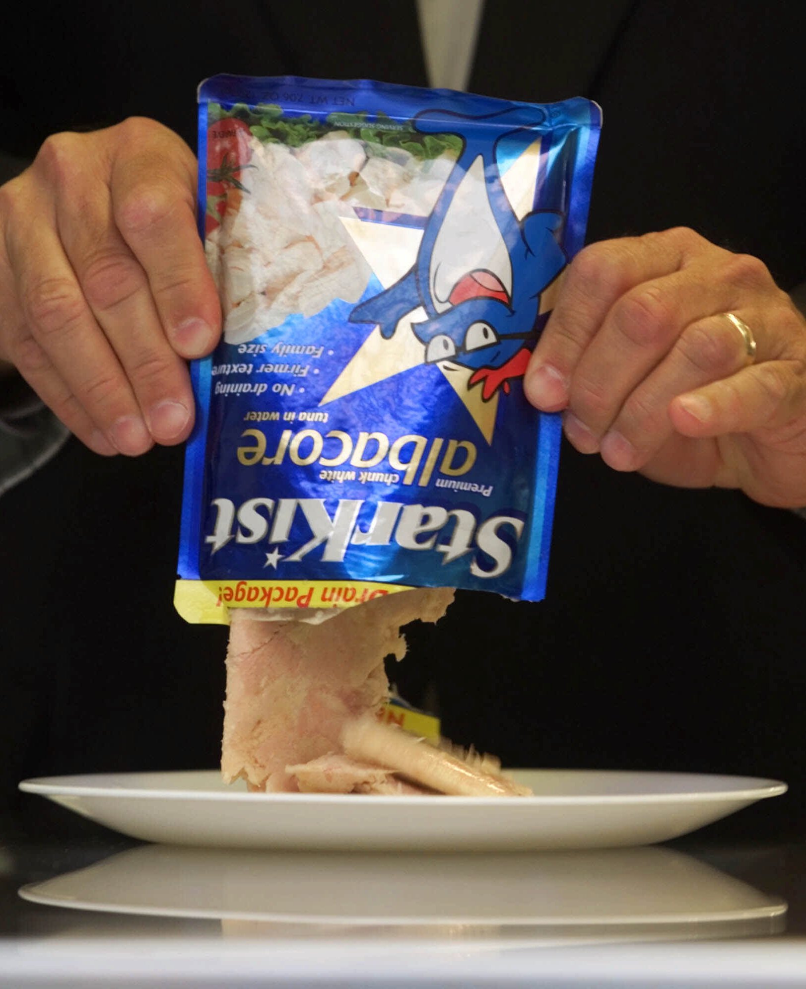 Greenpeace releases ranking on responsibly sourced tuna