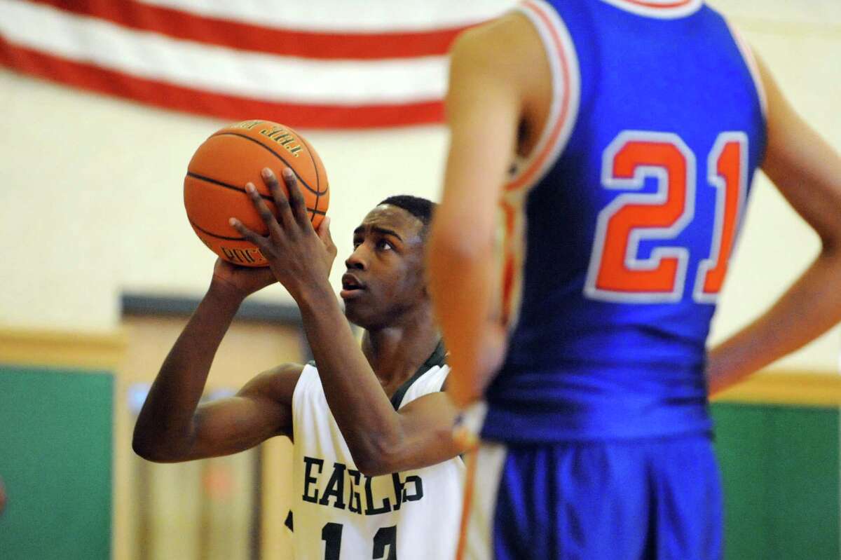 Green Tech Pulls Away Late Vs Collegiate green-tech-pulls-away-late-vs-collegiate