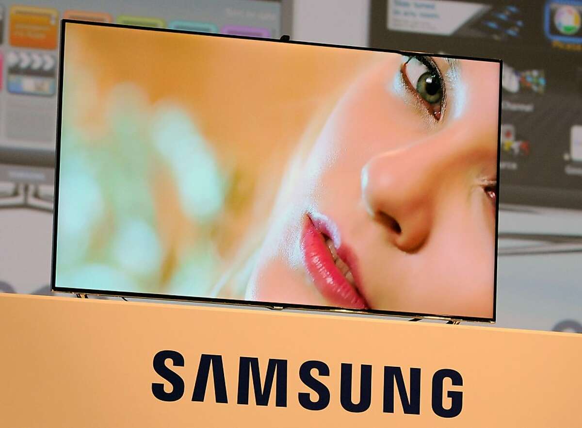LAS VEGAS, NV - JANUARY 07: Samsung's F8000 HDTV is on display at a press event at the Mandalay Bay Convention Center for the 2013 International CES on January 7, 2013 in Las Vegas, Nevada. CES, the world's largest annual consumer technology trade show, runs from January 8-11 and is expected to feature 3,100 exhibitors showing off their latest products and services to about 150,000 attendees. (Photo by David Becker/Getty Images)