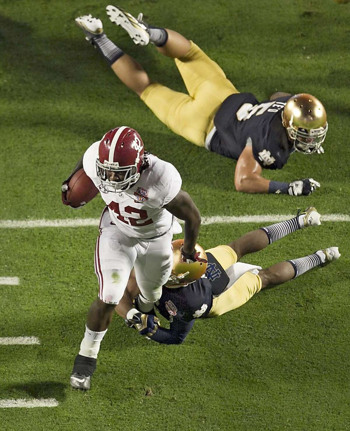 Alabama rips Notre Dame for BCS title