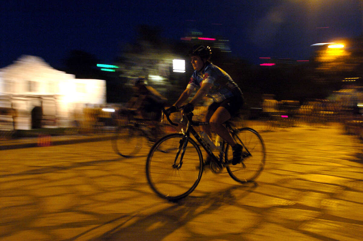 Move It Thursday night bike rides