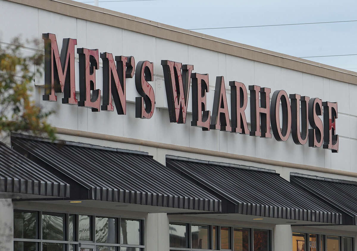 Men's Wearhouse ousts founder, pitchman Zimmer
