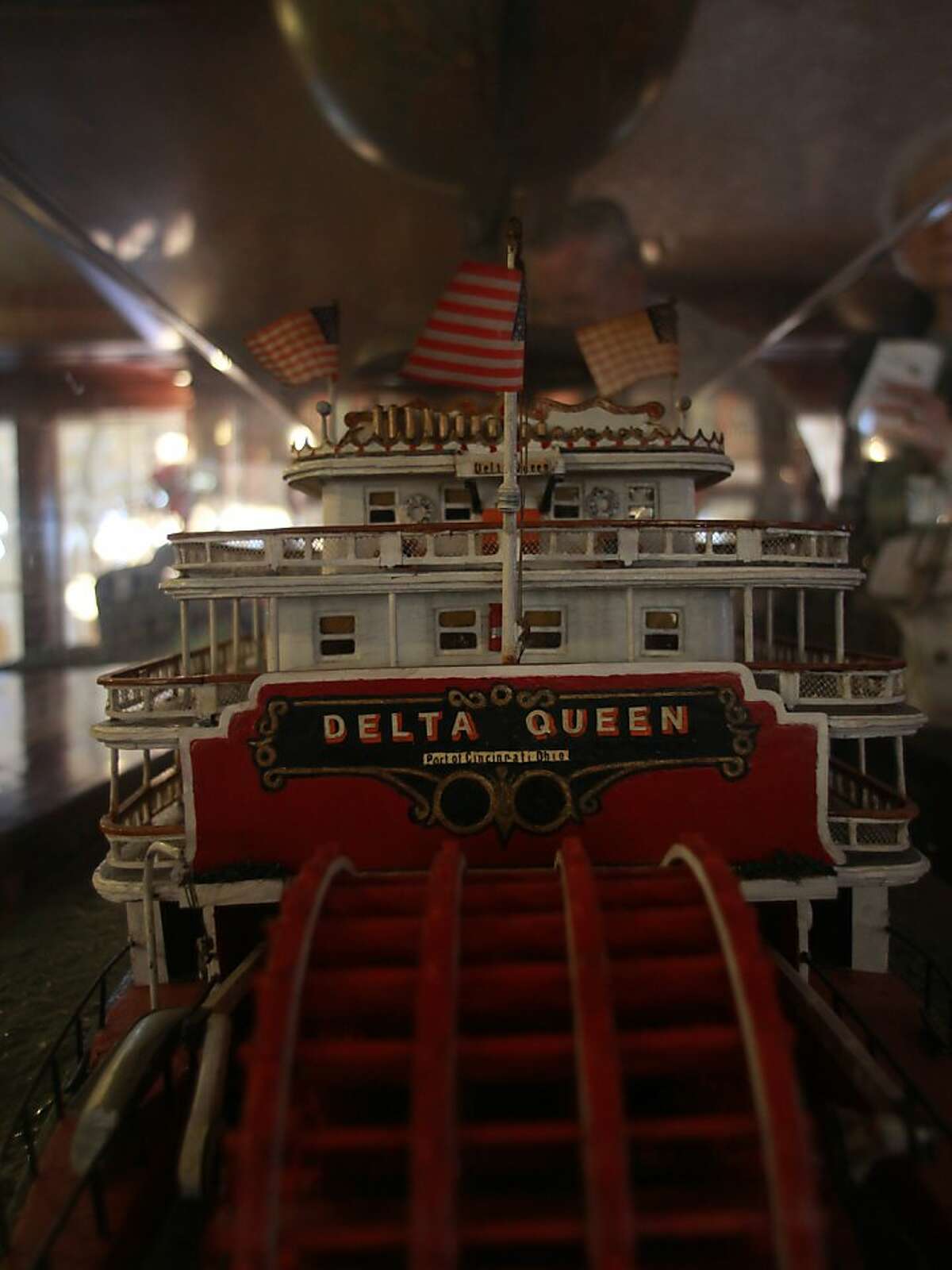 Riverboat revival: Steamer explores past on the Mississippi current