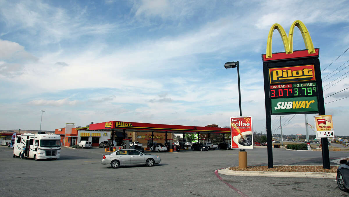 Boerne residents organize to put stop to trucker site