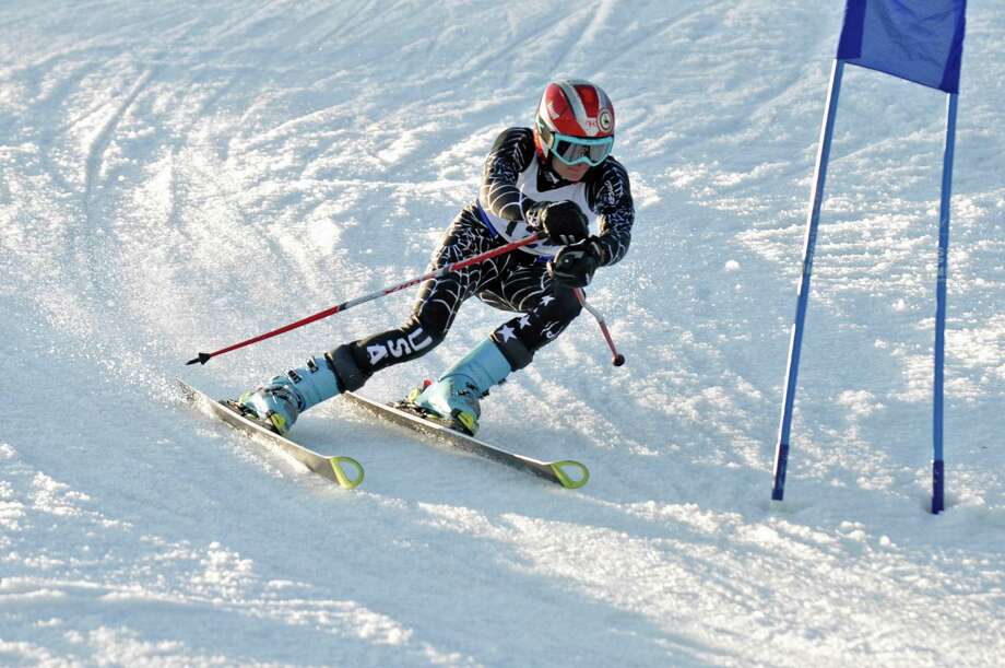 Staples boys ski team looks to make turnaround Westport News
