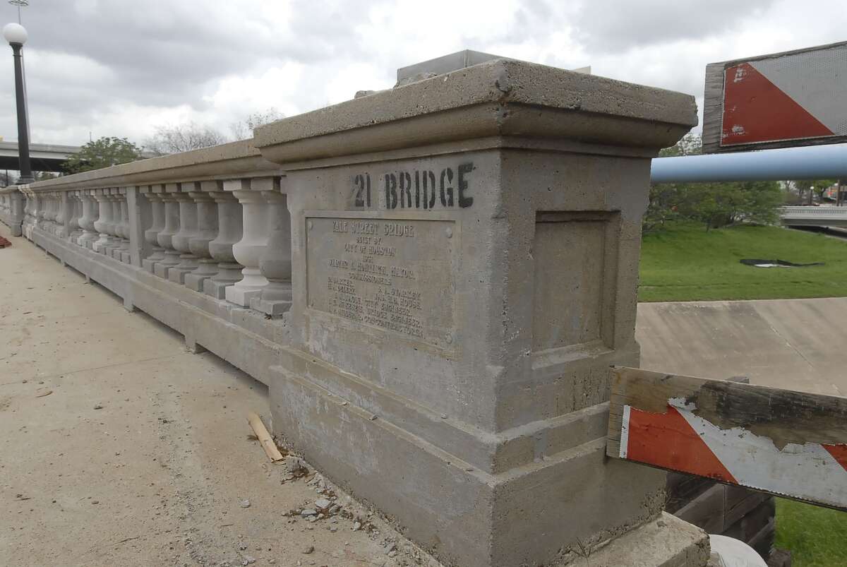 Historic Yale bridge making way for new span