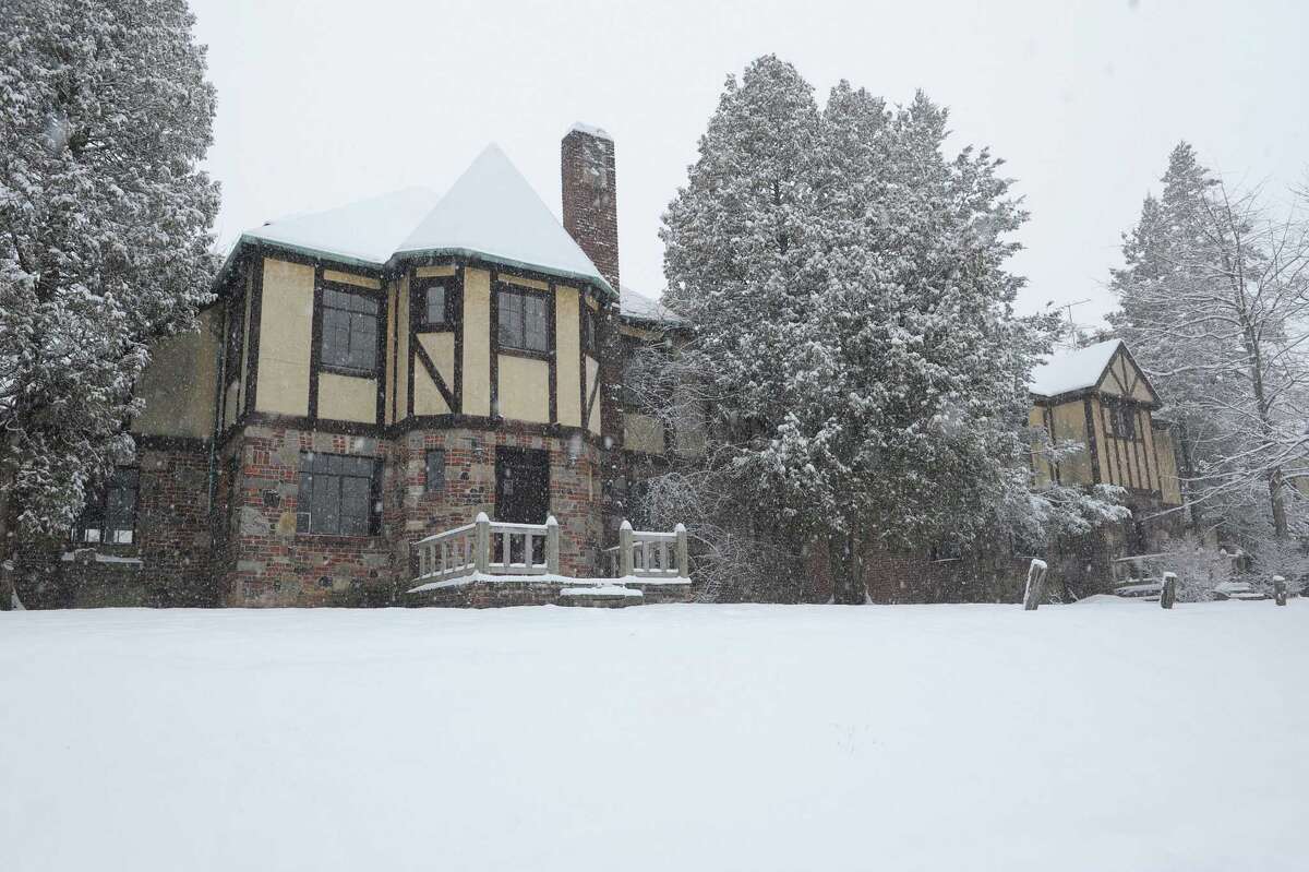 Do Tudors await demolition by neglect?