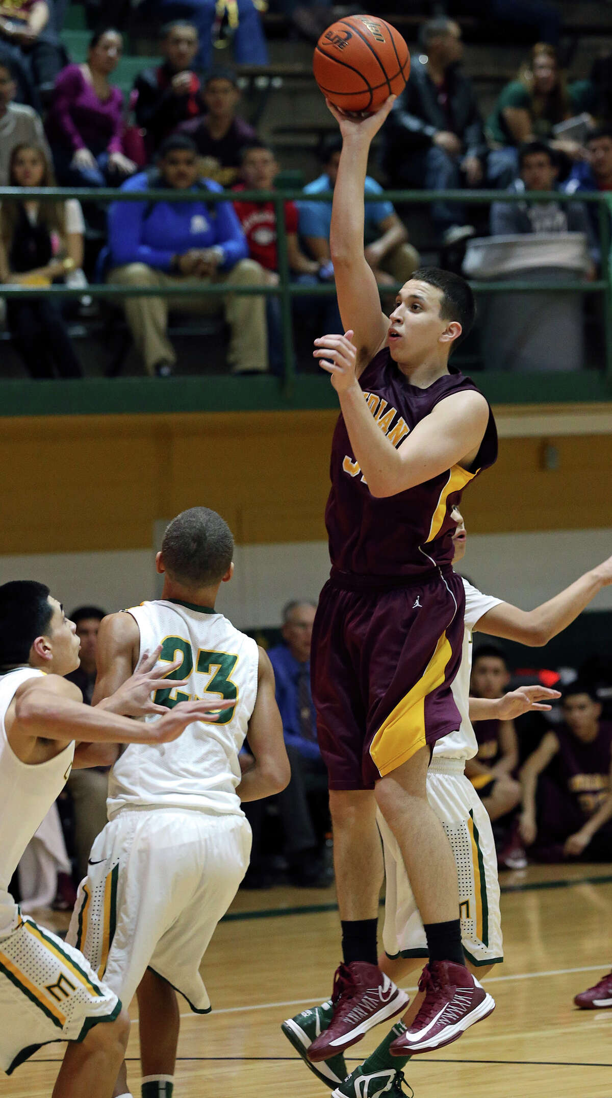 Harlandale vs. McCollum boys basketball