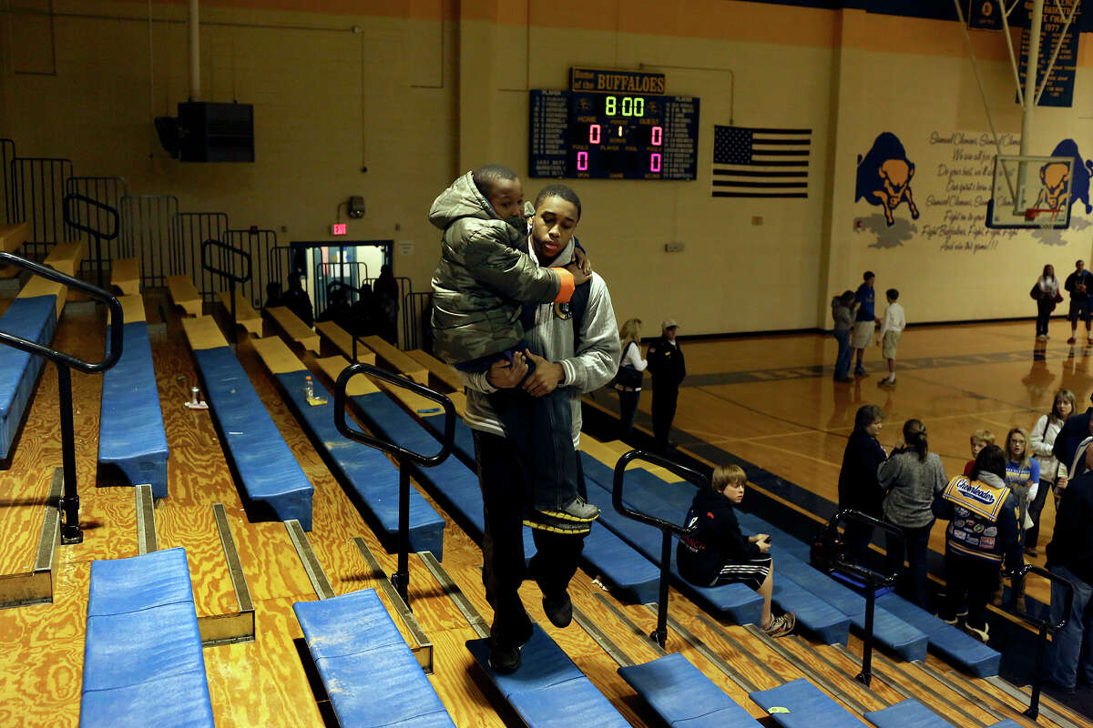 Hoop dreams remake takes place at Clemens