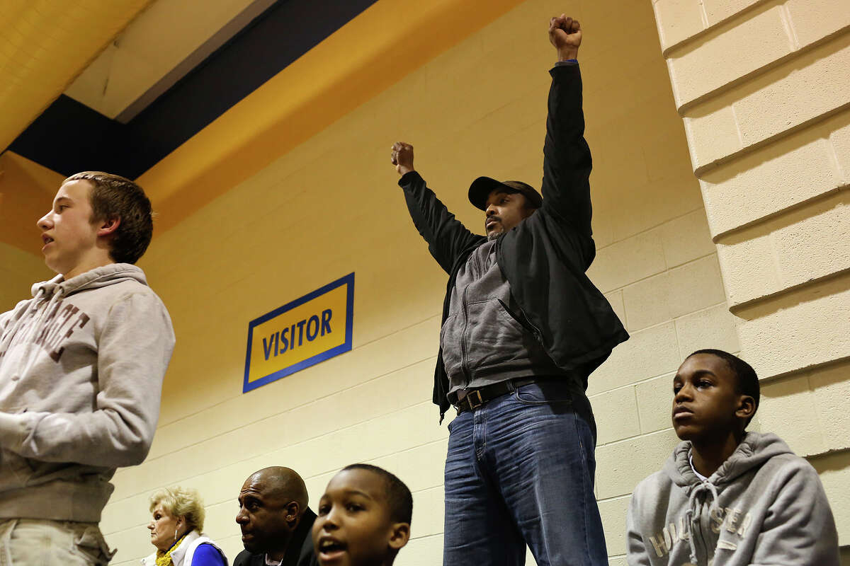 Hoop dreams remake takes place at Clemens