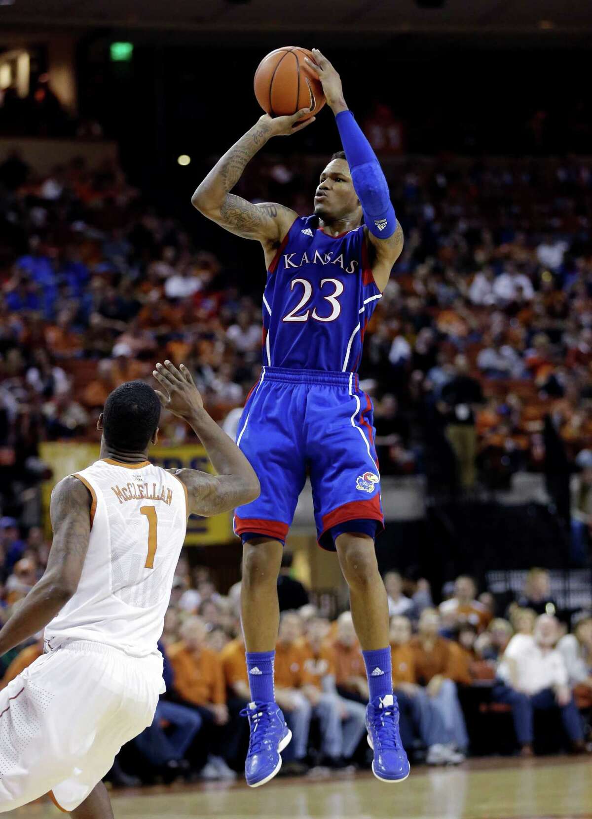 Kansas Late Rally Stuns Texas